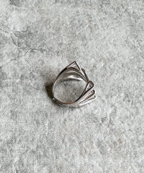 lattice signet ring B407