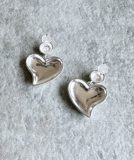 heart pierce B411