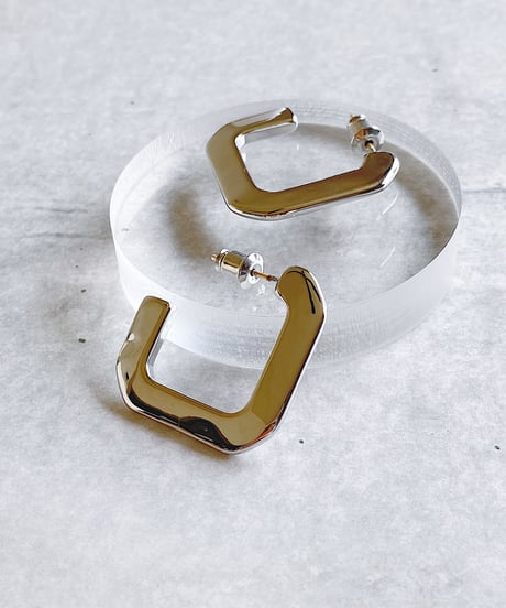 square hoop pierce F207