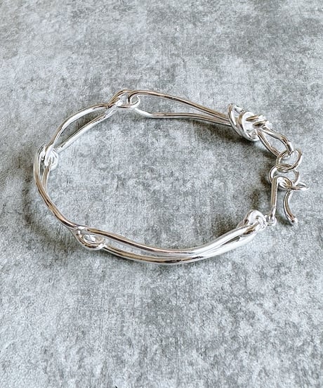 string bracelet A404