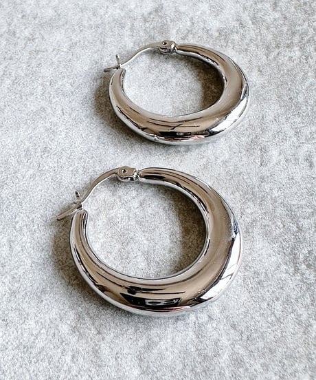 silver hoop pierced C512