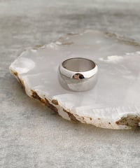 flat wide ring B312