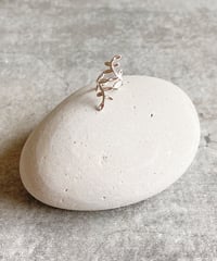 leaf ear cuff D312