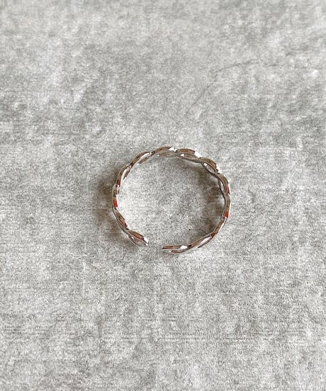 braided ring G317