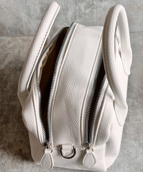 boxy boston tote C708