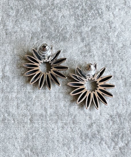 flower pierce A412