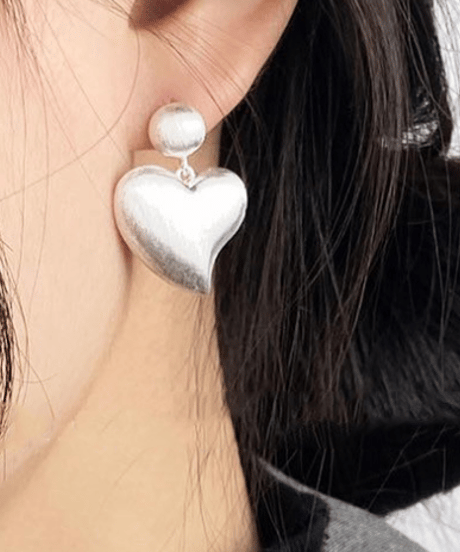 heart pierce B411