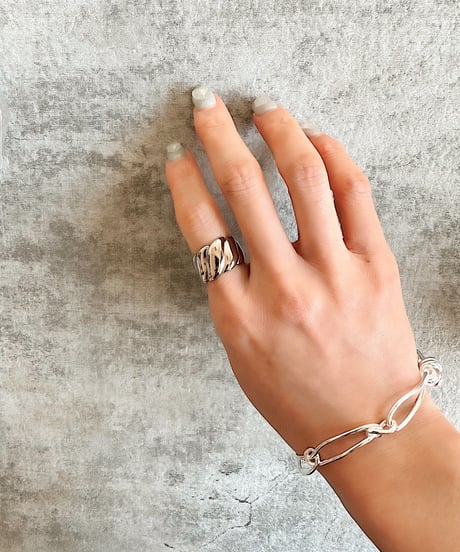 string bracelet A404