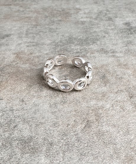 oval bubble ring J418