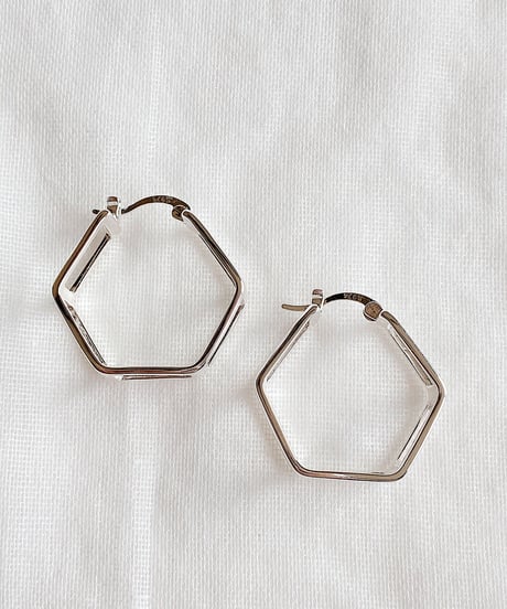 hexagon hoop pierce E205