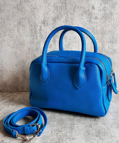 boxy boston tote C708