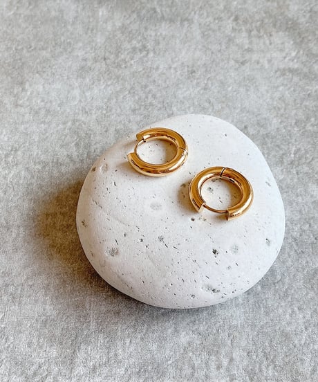 simple pierce F312