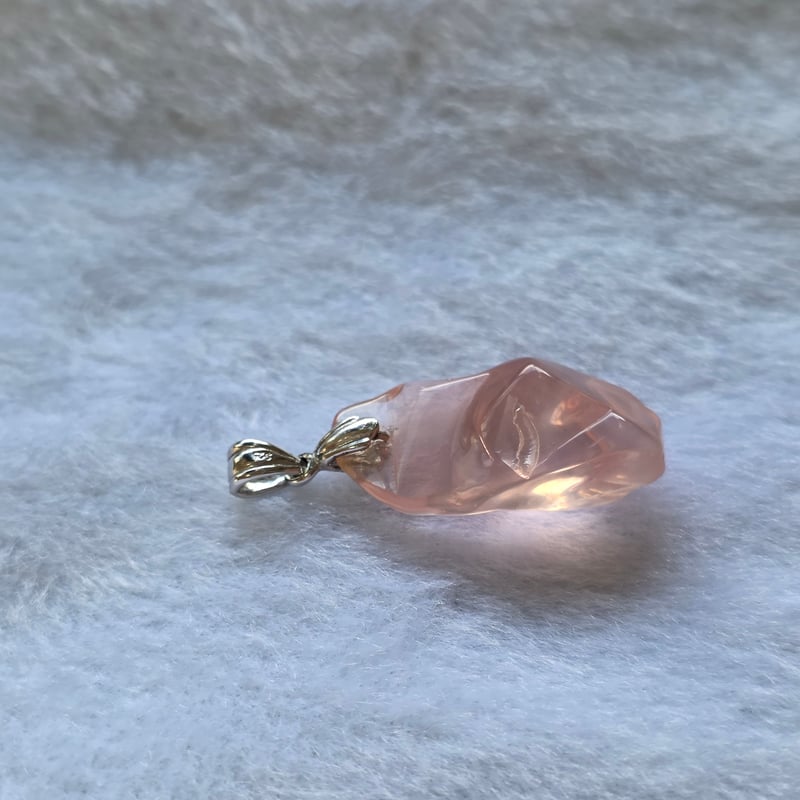 マダガスカルローズクォーツPt | TAMAMUSUBI 天然石