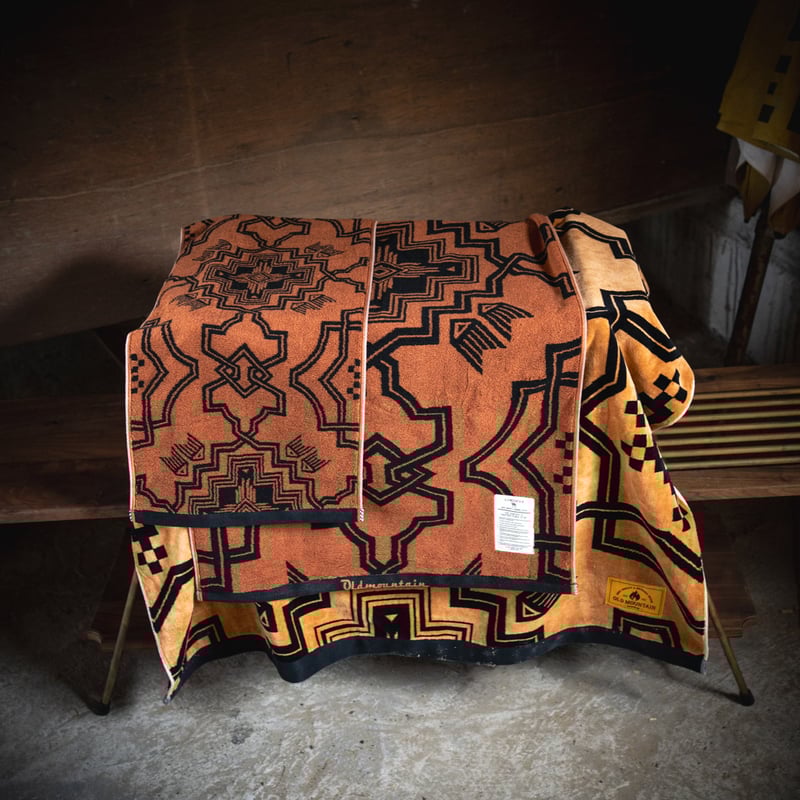 COMFORT TOWEL FACE GARA | old mountain COMFORT TOWEL FACE GARA | old mountain