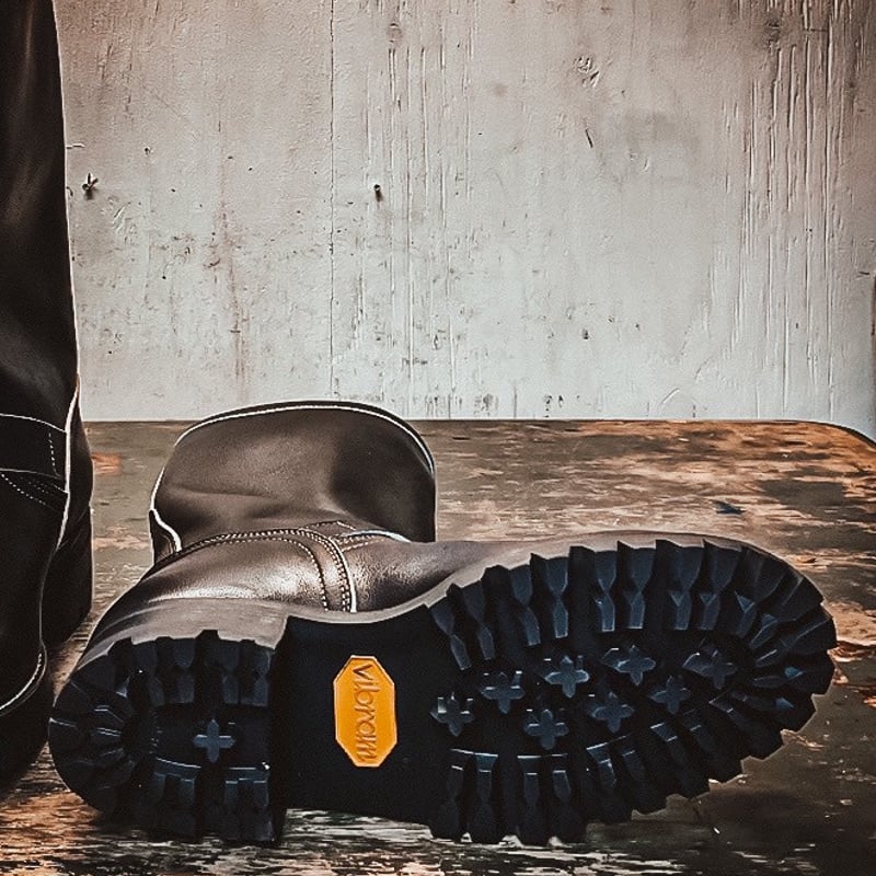 ENGINIEER BOOTS CAMEL LEATHER | old mountain