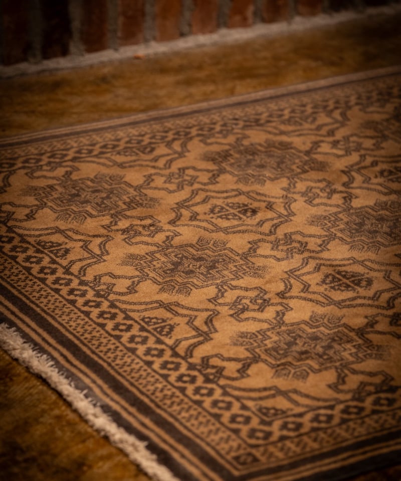 PERSIAN DESIGNED CARPET wool | old mountain