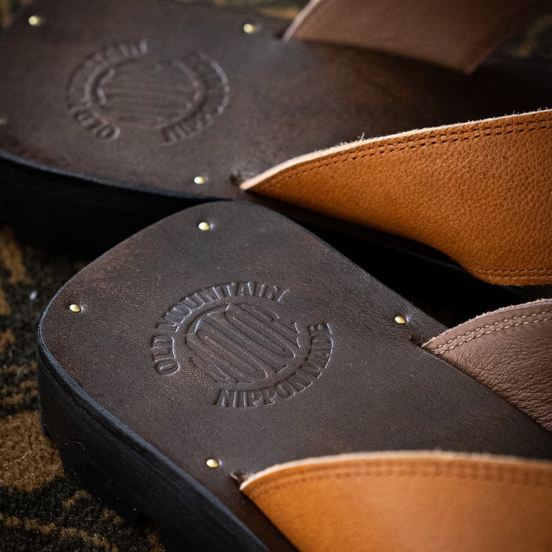 UNTISHOLD　アンチショルド　36　トングサンダル UNTISHOLDアンチショルド36トングサンダル