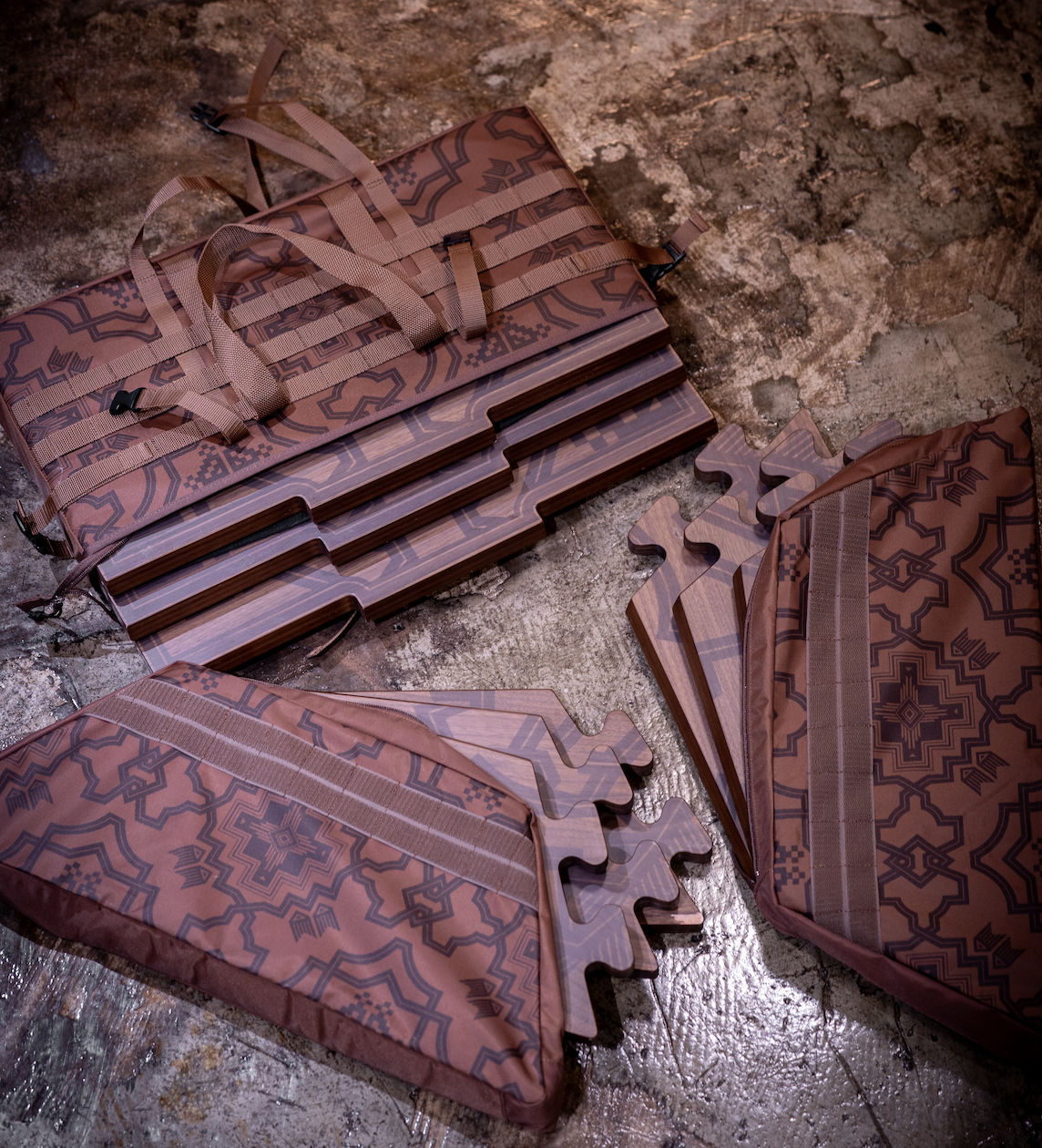 OLD MOUNTAIN 柄次郎 専用キャリ一バッグ お兄ちゃんだけ入るや〜つ | old mountain