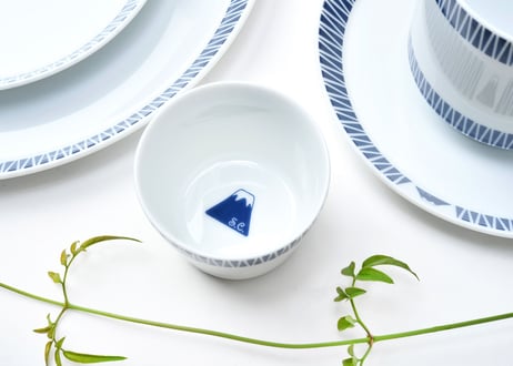 富士山モチーフ　カップ（Ｓ）　銀　／　Mt.FUJI MOTIF CUP (S)  SILVER