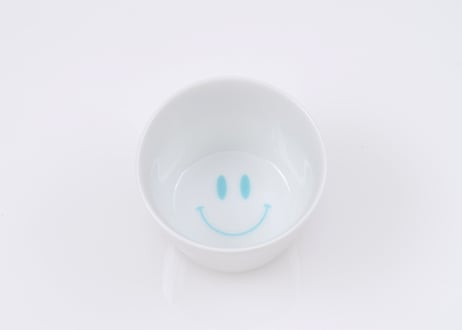 スマイルカップ（Ｓ）　水色　／　SMILE CUP (S)  PALE BLUE
