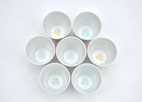 桜モチーフ　カップ（ＨＬ）　水色　／　CHERRY BLOSSOM MOTIF CUP (HL)  PALE BLUE