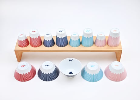 富士山モチーフ　カップ（Ｈ）　ＪＥＴ　紺　／　Mt.FUJI MOTIF CUP (H)  JET  DARK BLUE
