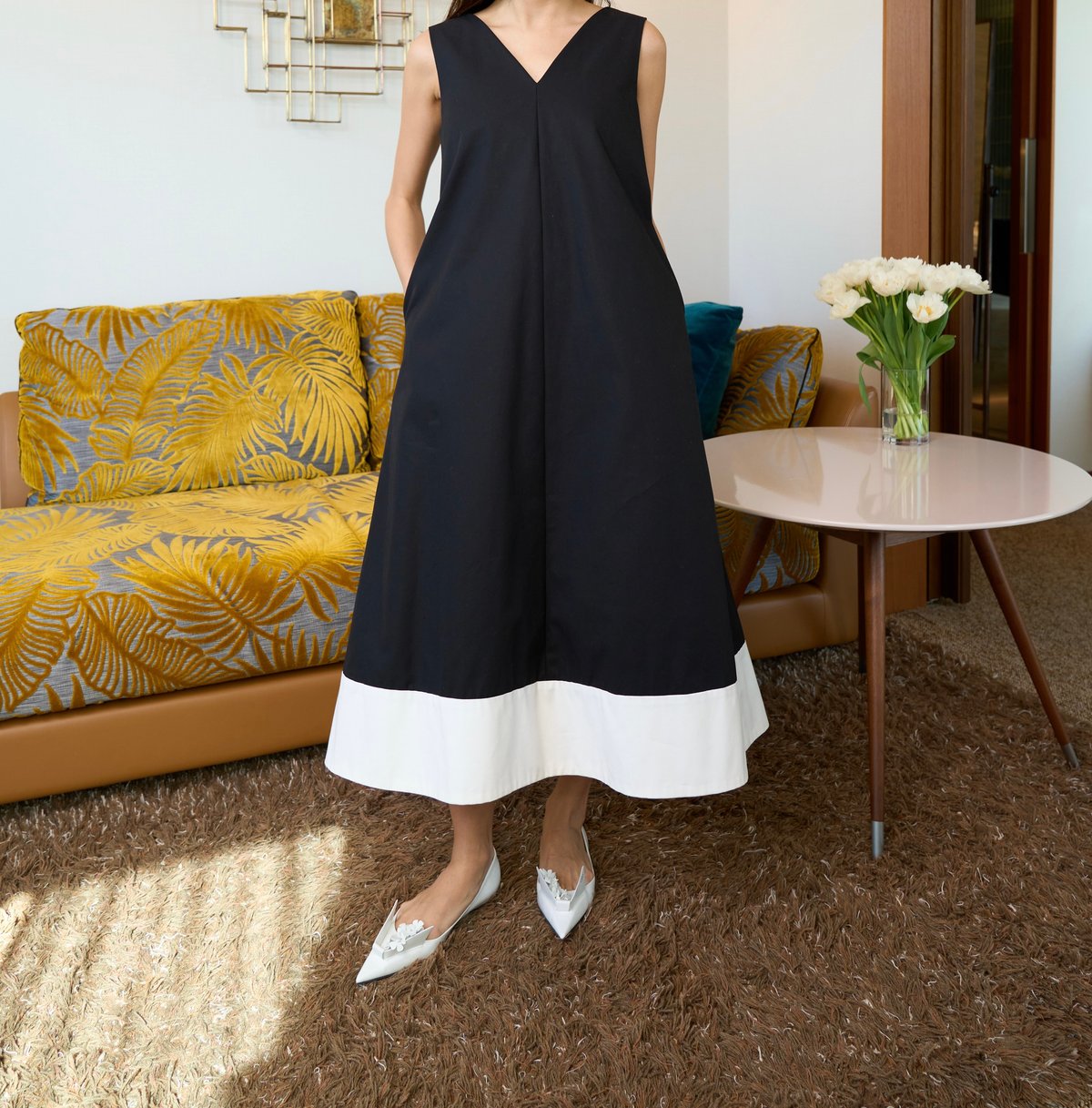 V-neck Dress | KEINA RITA OFFICIAL ONLINE STORE V-neck Dress | KEINA RITA OFFICIAL ONLINE STORE