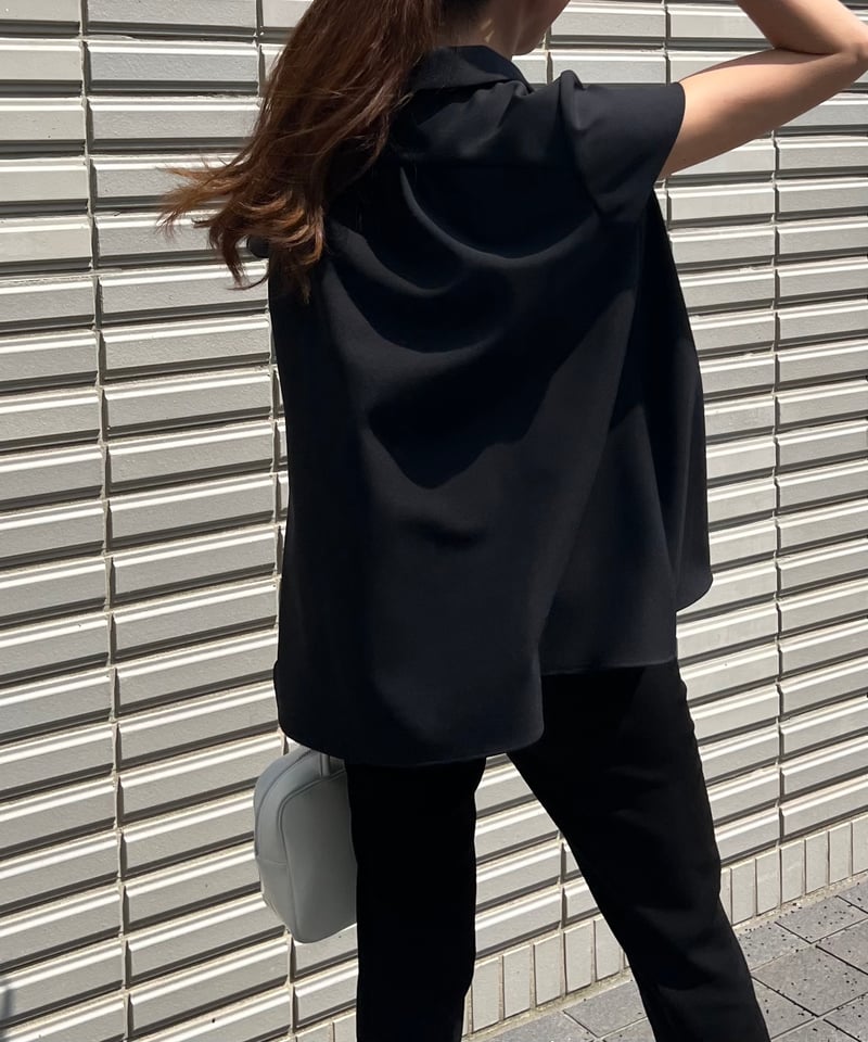 Round Collar Blouse | KEINA RITA OFFICIAL ONLIN Round Collar Blouse | KEINA RITA OFFICIAL ONLIN