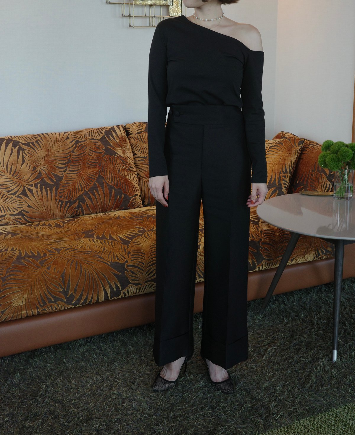 新品同様　KEINA RITA ケイナリタ　オフショルダー　トップス keina rita ケイナリタ オフショルダートップス 新品同様 KEINA RITA