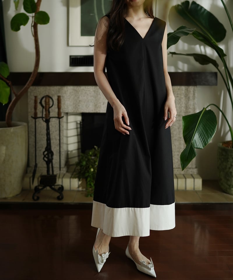 V-neck Dress | KEINA RITA OFFICIAL ONLINE STORE V-neck Dress | KEINA RITA OFFICIAL ONLINE STORE