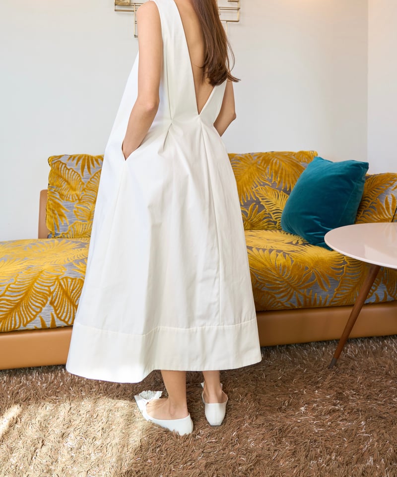 V-neck Dress | KEINA RITA OFFICIAL ONLINE STORE V-neck Dress | KEINA RITA OFFICIAL ONLINE STORE
