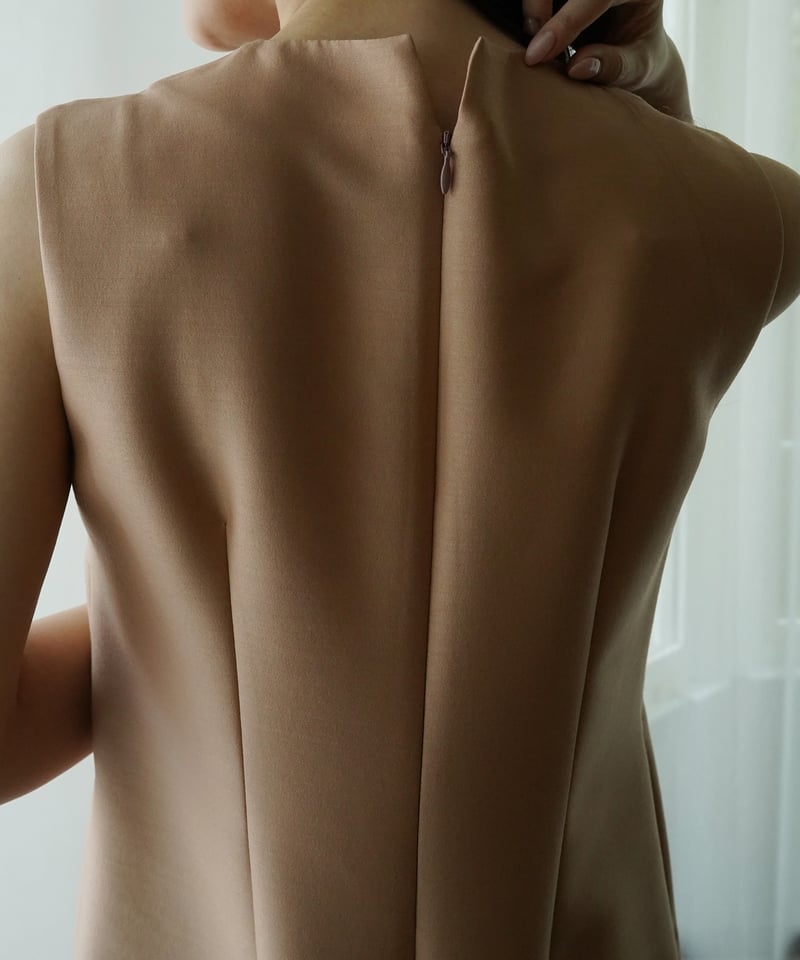 【試着のみ】KEINARITA Silk Wool Vent Dress 試着のみ】KEINARITA Silk Wool Vent Dress