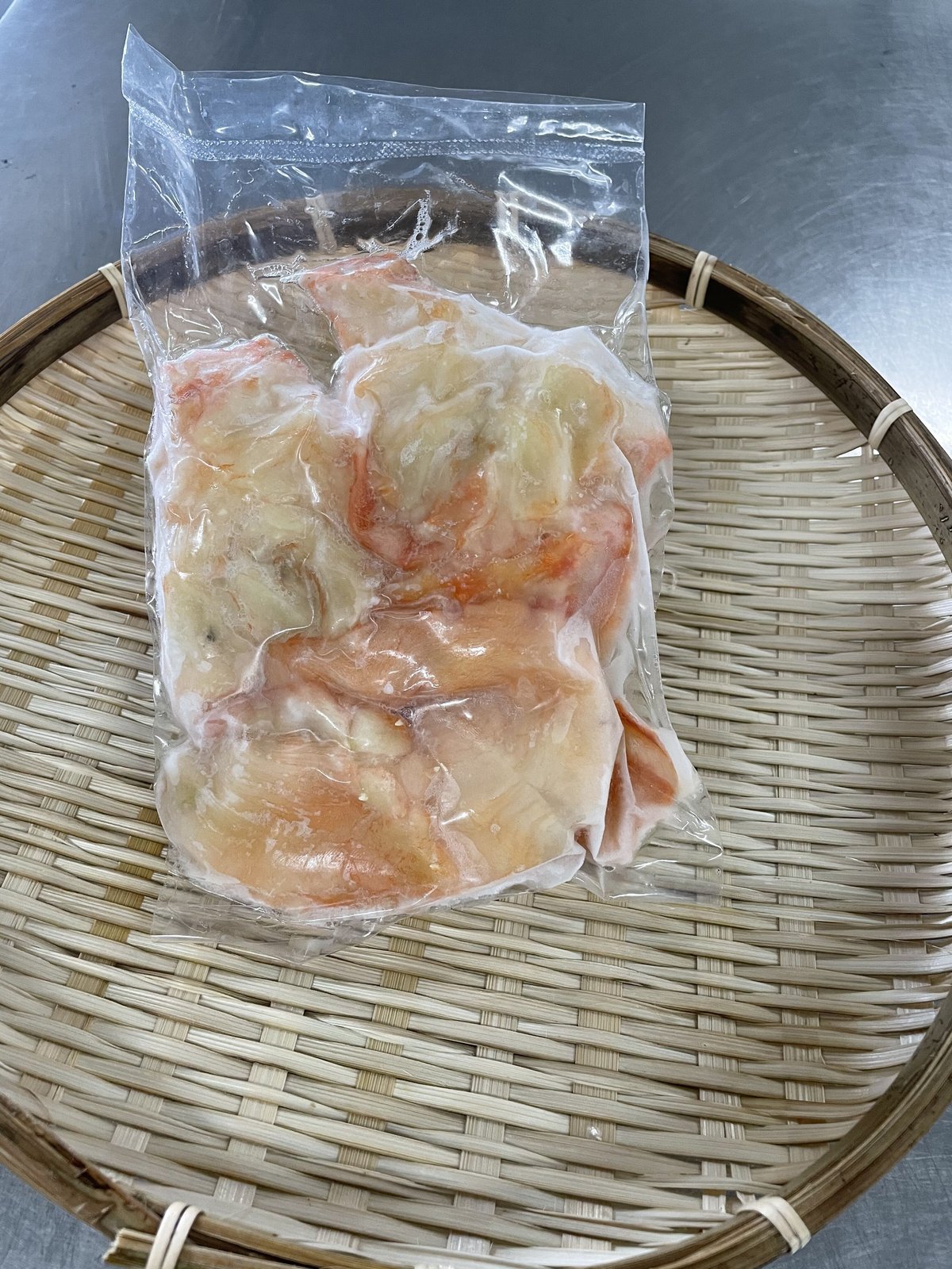 マルショウ水産　ふんどし（タラバガニ）　３００ｇ【冷凍品】【送料別途】