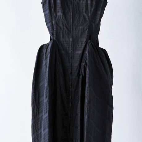 DK29-03-D01／Ny Shadow Border Gathered Dress／2COLORS