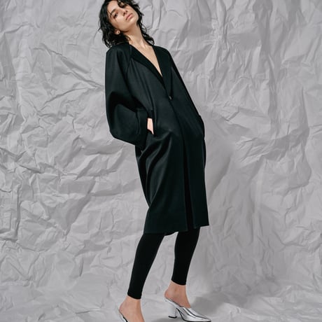 DK28-08-C06／Wool Twill Double Cloth Minimal Design Coat／2COLORS