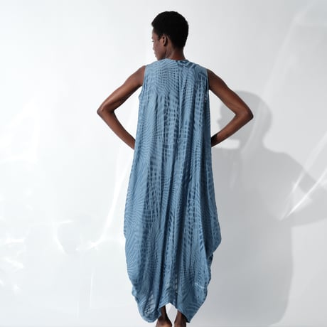 DK29-04-O10／Shadow Wave Jacquard Sleeveless Dress／2COLORS