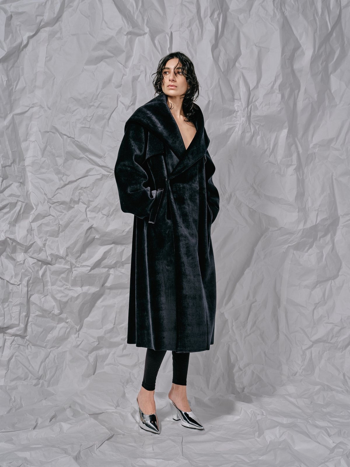 divka【新品未使用】変型ガウンコート 3 BLACK 黒 ディウカ Velour Bonding Coat / Made to Order (受注生産制) | d