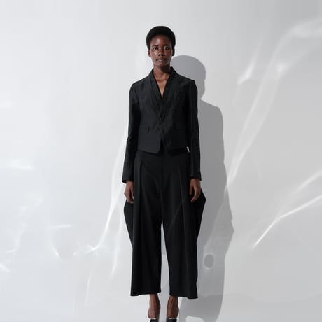 DV-069／“BASICS” Ultra Fine Summer Wool Tucked Drape Pants／1COLOR