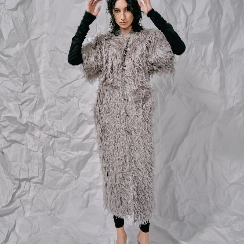 値下げ♡完売　新品　ella shaggy jacquard blouson 25AUTUMN PRE-ORDER】Shaggy Logo Knit Tops