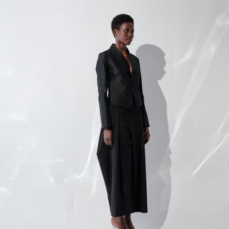DV-069／“BASICS” Ultra Fine Summer Wool Tucked Drape Pants／1COLOR