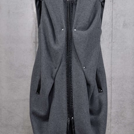DK30-CS05-V02／FURPILE Double-Sided Boa Fleece Hooded Gilet／1COLOR