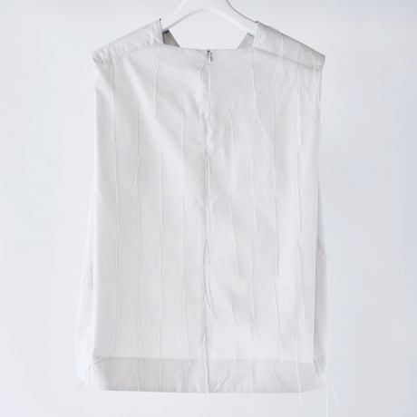 DK29-08-T02／Whisper Flow Cut Jacquard Sleeveless V-Neck Top／2COLORS