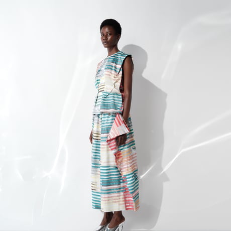 DK29-01-P02／“Hybrid Motion” Print ／ Rayon Cotton Satin Volume Gathered Pants／2COLORS