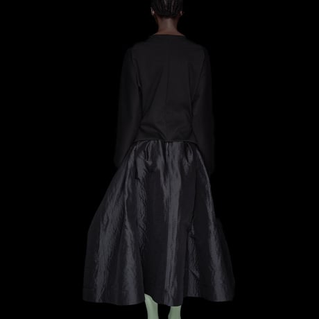 DK30-09-S03／Memory Border Matelassé Tucked Long Skirt／1COLOR