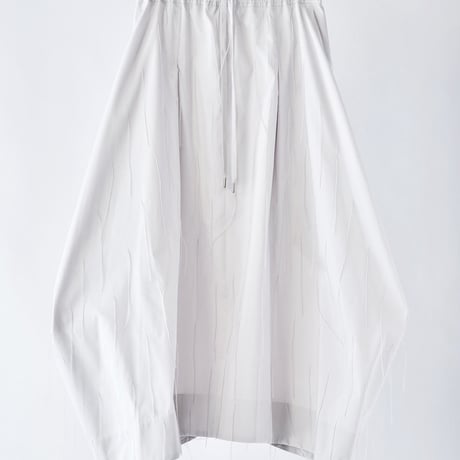 DK29-08-S04／Whisper Flow Cut Jacquard Draped Detail Skirt／2COLORS