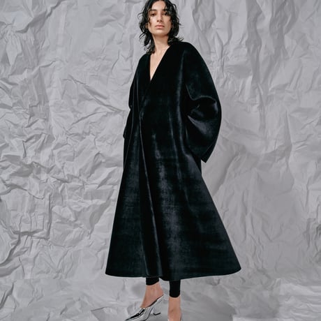 DK28-CS04-C05／Velour Bonding Collarless Flared Coat／2COLORS