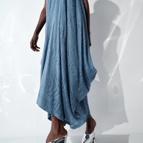 DK29-04-O10／Shadow Wave Jacquard Sleeveless Dress／2COLORS