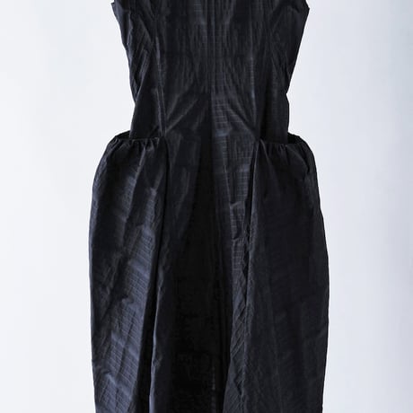 DK29-03-D01／Ny Shadow Border Gathered Dress／2COLORS