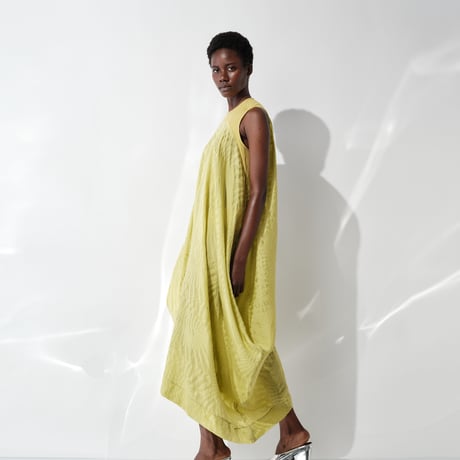 DK29-04-O10／Shadow Wave Jacquard Sleeveless Dress／2COLORS