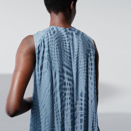 DK29-04-O10／Shadow Wave Jacquard Sleeveless Dress／2COLORS